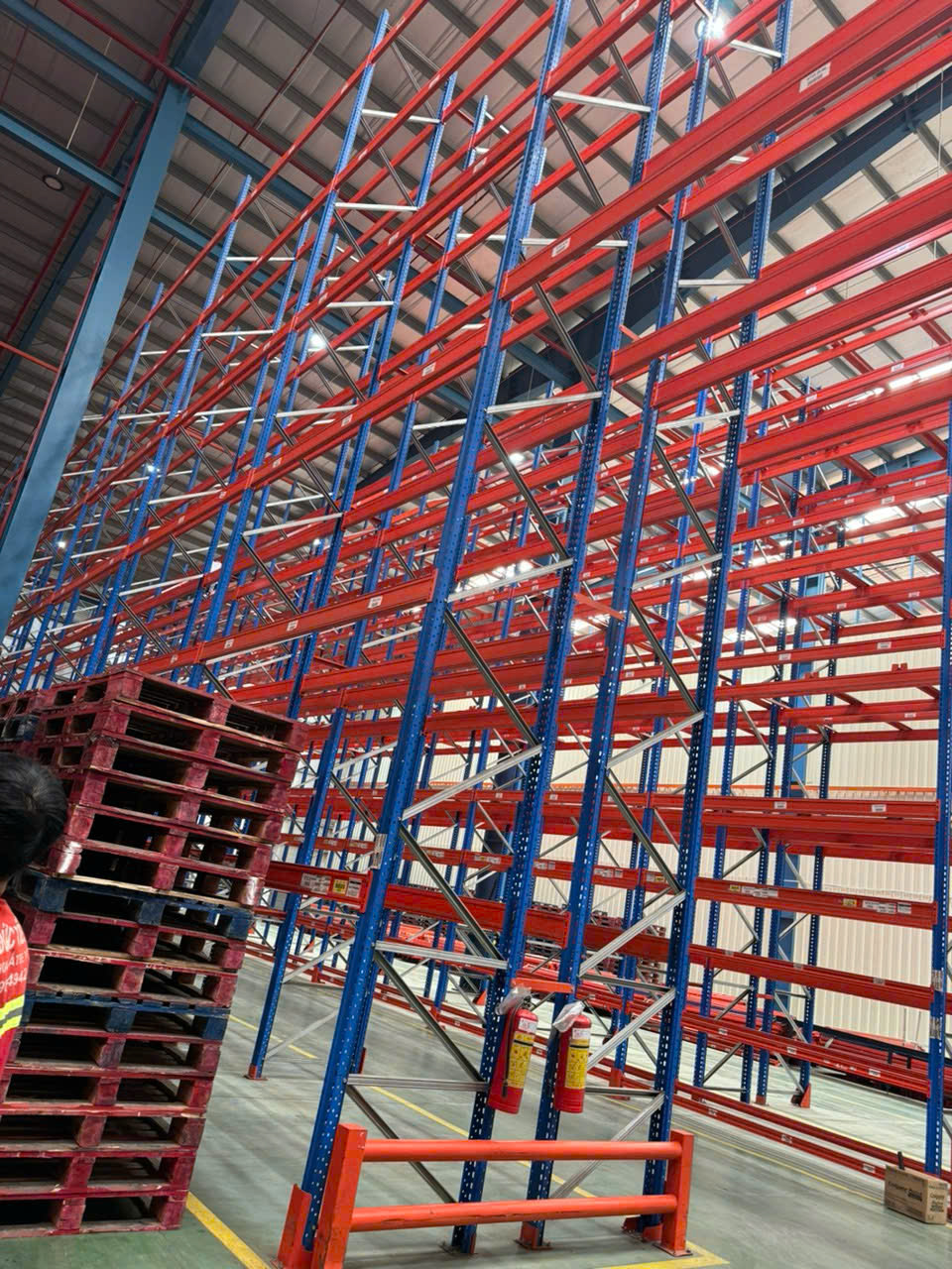 Kệ Selective thanh lý cao 7,5m, tải trọng 3 tấn/tầng – Lô 500 bộ 1 Kệ Selective thanh lý cao 7,5m, tải trọng 3 tấn/tầng – Lô 500 bộ